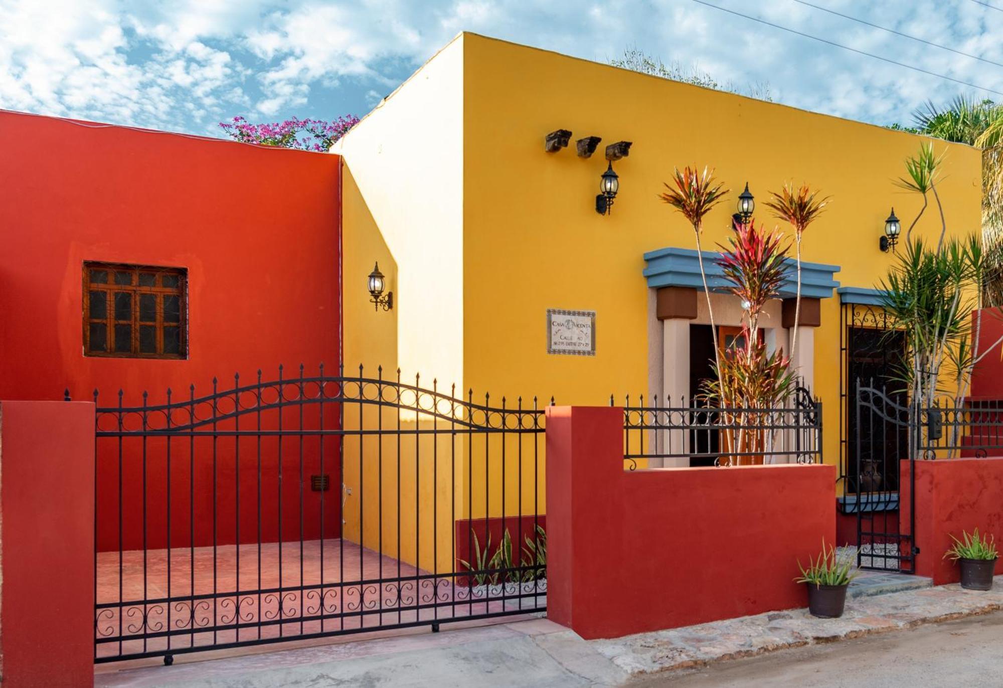 Casa Vicenta Izamal Hotel Exterior photo